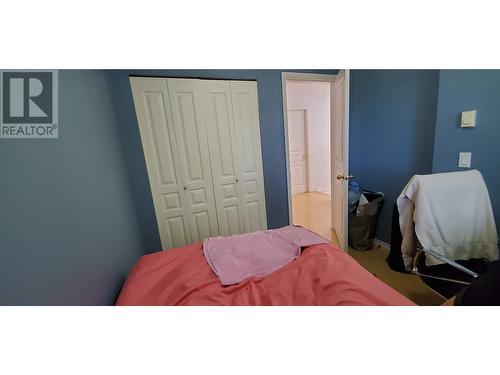 Room In Shared 12331 Mcneely Drive, Richmond, BC - Indoor Photo Showing Bedroom