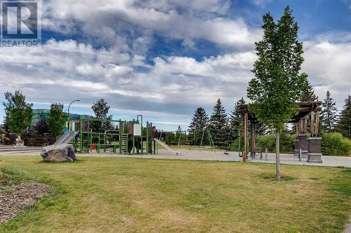 116 Shawnee Common Sw, Calgary, AB 