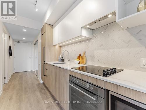 1109 - 82 Dalhousie Street, Toronto, ON - Indoor Photo Showing Kitchen With Upgraded Kitchen