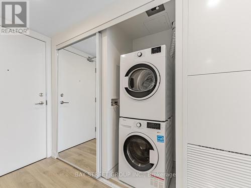 1109 - 82 Dalhousie Street, Toronto, ON - Indoor Photo Showing Laundry Room