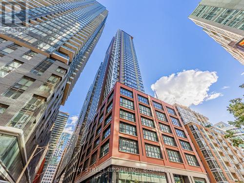 312 - 55 Mercer Street, Toronto, ON - Outdoor With Facade