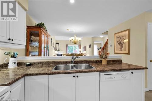 69 Mapleleaf Trail, Glanbrook, ON - Indoor Photo Showing Kitchen With Double Sink