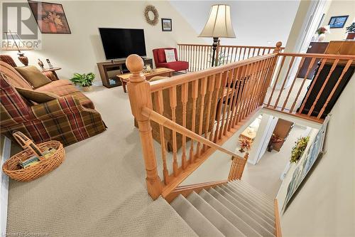 69 Mapleleaf Trail, Glanbrook, ON - Indoor Photo Showing Other Room