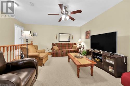 69 Mapleleaf Trail, Glanbrook, ON - Indoor Photo Showing Living Room