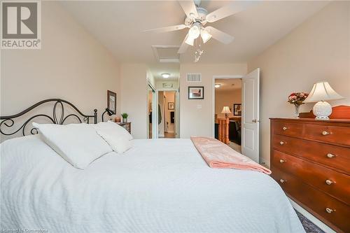 69 Mapleleaf Trail, Glanbrook, ON - Indoor Photo Showing Bedroom