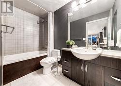 Second main bathroom - 