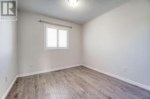 5 Debonair Street, Richmond Hill, ON - Indoor Photo Showing Other Room