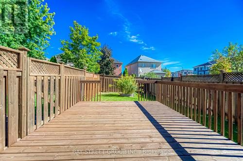 5 Debonair Street, Richmond Hill, ON - Outdoor With Exterior