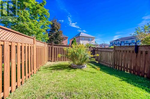 5 Debonair Street, Richmond Hill, ON - Outdoor