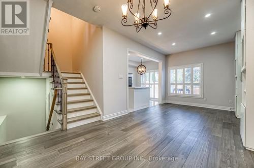 5 Debonair Street, Richmond Hill, ON - Indoor Photo Showing Other Room