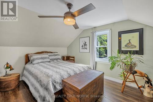 2808 Perry Avenue, Ramara, ON - Indoor Photo Showing Bedroom