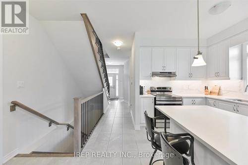 45 Overlea Drive, Brampton, ON - Indoor Photo Showing Kitchen With Upgraded Kitchen