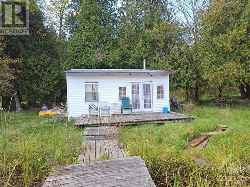 24 Lockview Lane, Merrickville, ON - Outdoor With Deck Patio Veranda