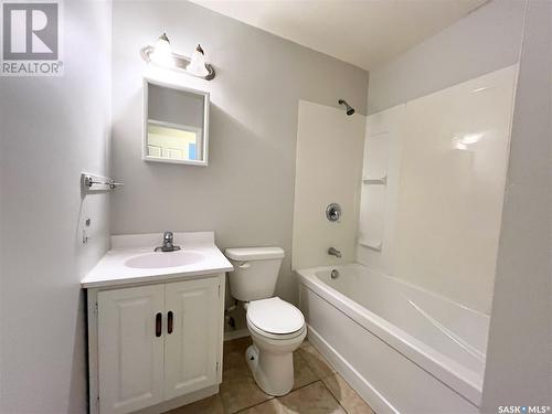 A And B 1001 110Th Street, North Battleford, SK - Indoor Photo Showing Bathroom