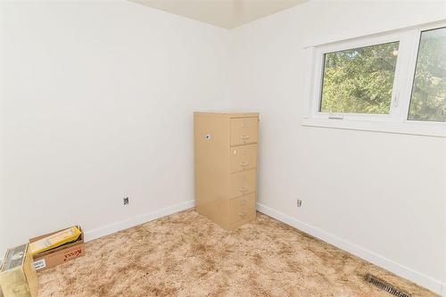 28021 17N Road, Stanley Rm, MB - Indoor Photo Showing Other Room