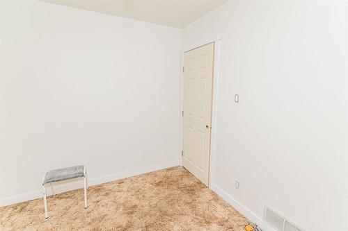 28021 17N Road, Stanley Rm, MB - Indoor Photo Showing Other Room