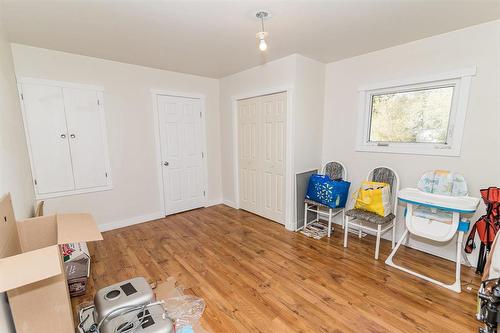 28021 17N Road, Stanley Rm, MB - Indoor Photo Showing Other Room