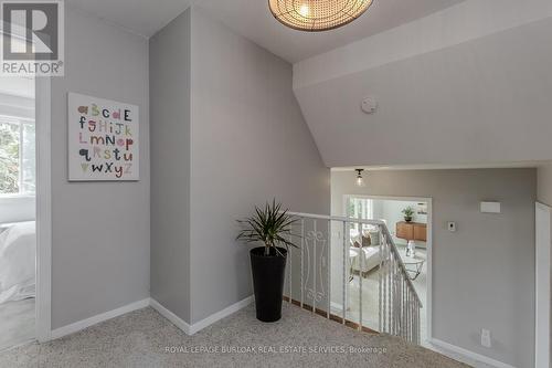 495 Rosedale Crescent, Burlington, ON - Indoor Photo Showing Other Room