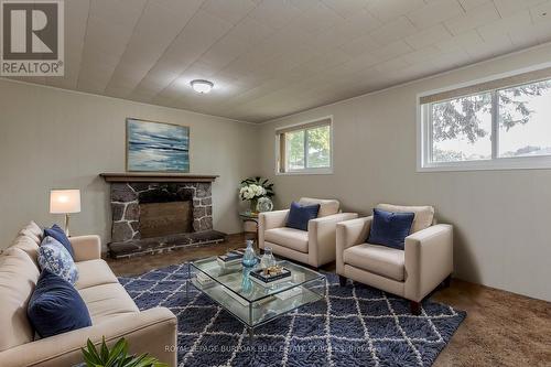 495 Rosedale Crescent, Burlington, ON - Indoor Photo Showing Living Room With Fireplace