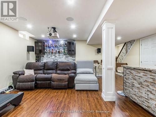 5875 Chessman Court, Mississauga, ON - Indoor