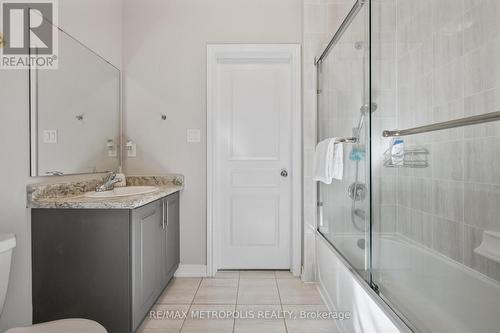 93 Truro Circle, Brampton, ON - Indoor Photo Showing Bathroom