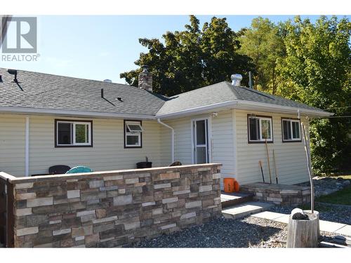 519 Hartland Avenue, Midway, BC - Outdoor