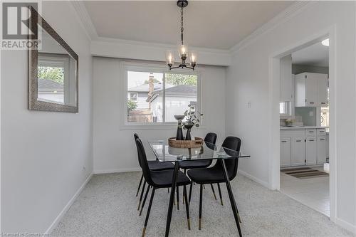 495 Rosedale Crescent, Burlington, ON - Indoor Photo Showing Dining Room