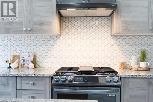 157 Cactus Crescent, Stoney Creek, ON - Indoor Photo Showing Kitchen