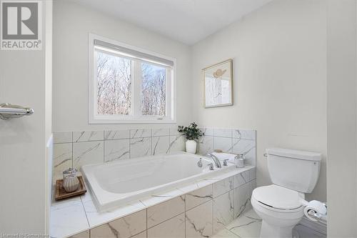 157 Cactus Crescent, Stoney Creek, ON - Indoor Photo Showing Bathroom