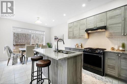 157 Cactus Crescent, Stoney Creek, ON - Indoor Photo Showing Kitchen With Double Sink With Upgraded Kitchen