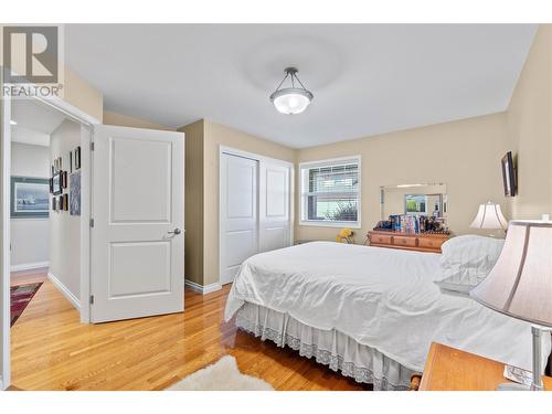 1231 10 Street Sw Unit# 38 Lot# 38, Salmon Arm, BC - Indoor Photo Showing Bedroom