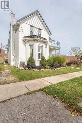 91 Scott Street, St. Thomas, ON - Outdoor