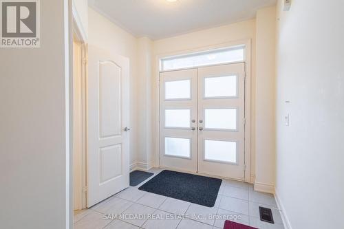 19 Conductor Avenue, Whitchurch-Stouffville, ON - Indoor Photo Showing Other Room