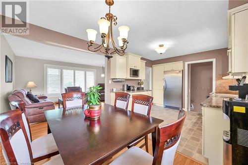 221 Mackenzie Crescent, Caledonia, ON - Indoor Photo Showing Dining Room