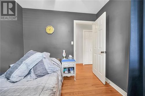 221 Mackenzie Crescent, Caledonia, ON - Indoor Photo Showing Bedroom