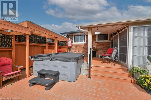 221 Mackenzie Crescent, Caledonia, ON - Outdoor With Deck Patio Veranda With Exterior