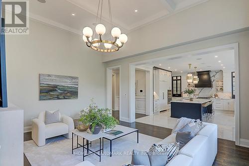 3253 Sawmill Street, Oakville, ON - Indoor Photo Showing Living Room