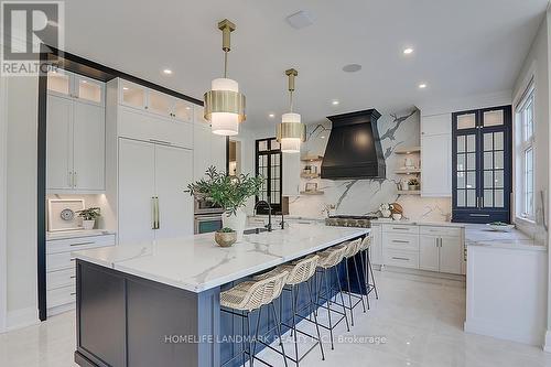 3253 Sawmill Street, Oakville, ON - Indoor Photo Showing Kitchen With Upgraded Kitchen