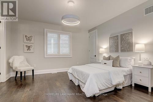 3253 Sawmill Street, Oakville, ON - Indoor Photo Showing Bedroom