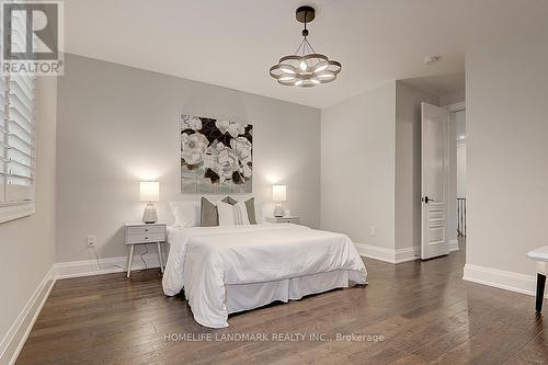 3253 Sawmill Street, Oakville, ON - Indoor Photo Showing Bedroom