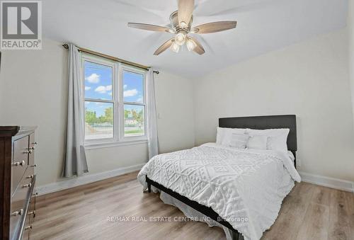 255 Gowrie Street S, Centre Wellington, ON - Indoor Photo Showing Bedroom