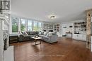 255 Gowrie Street S, Centre Wellington, ON  - Indoor Photo Showing Living Room 