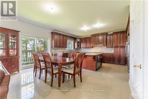 800 Old Highway 17 Road, Prescott And Russell, ON - Indoor Photo Showing Dining Room