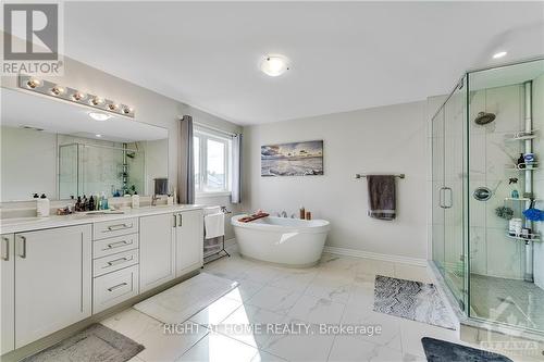 527 Albert Boyd, Ottawa, ON - Indoor Photo Showing Bathroom