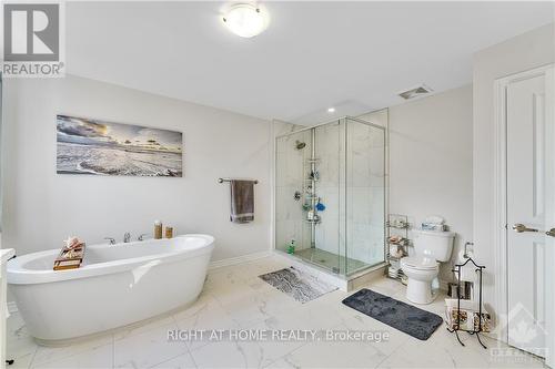 527 Albert Boyd, Ottawa, ON - Indoor Photo Showing Bathroom