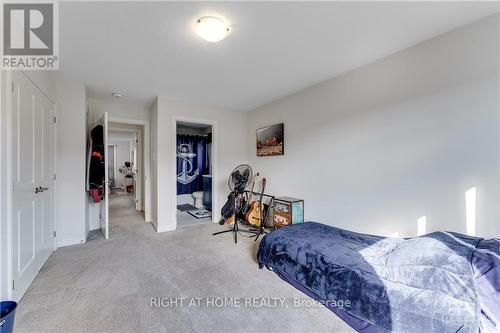 527 Albert Boyd, Ottawa, ON - Indoor Photo Showing Bedroom