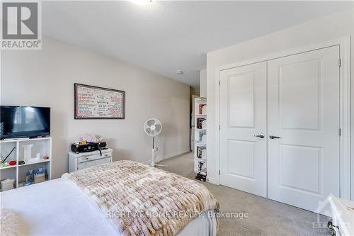 527 Albert Boyd, Ottawa, ON - Indoor Photo Showing Bedroom