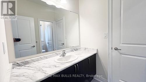 89 Gledhill Crescent, Cambridge, ON - Indoor Photo Showing Bathroom