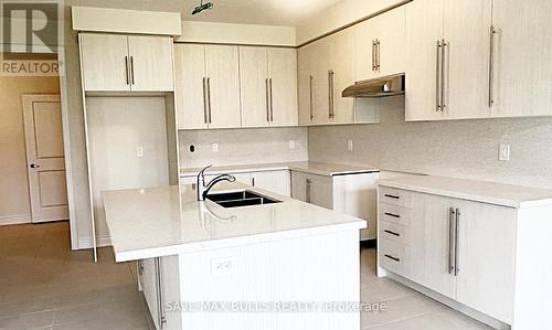 89 Gledhill Crescent, Cambridge, ON - Indoor Photo Showing Kitchen With Double Sink