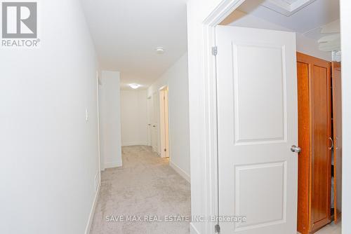 1427 Twilite Boulevard, London, ON - Indoor Photo Showing Other Room